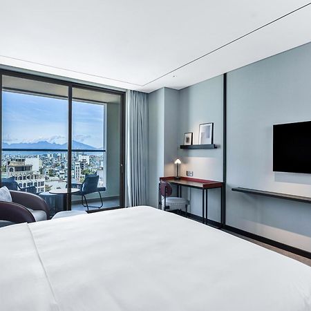 Отель Radisson Red Danang Экстерьер фото