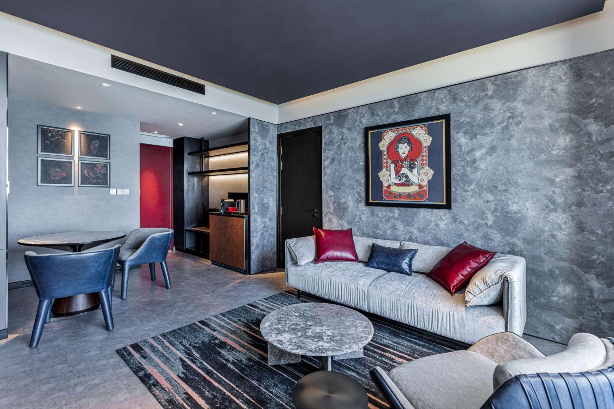 Отель Radisson Red Danang Экстерьер фото