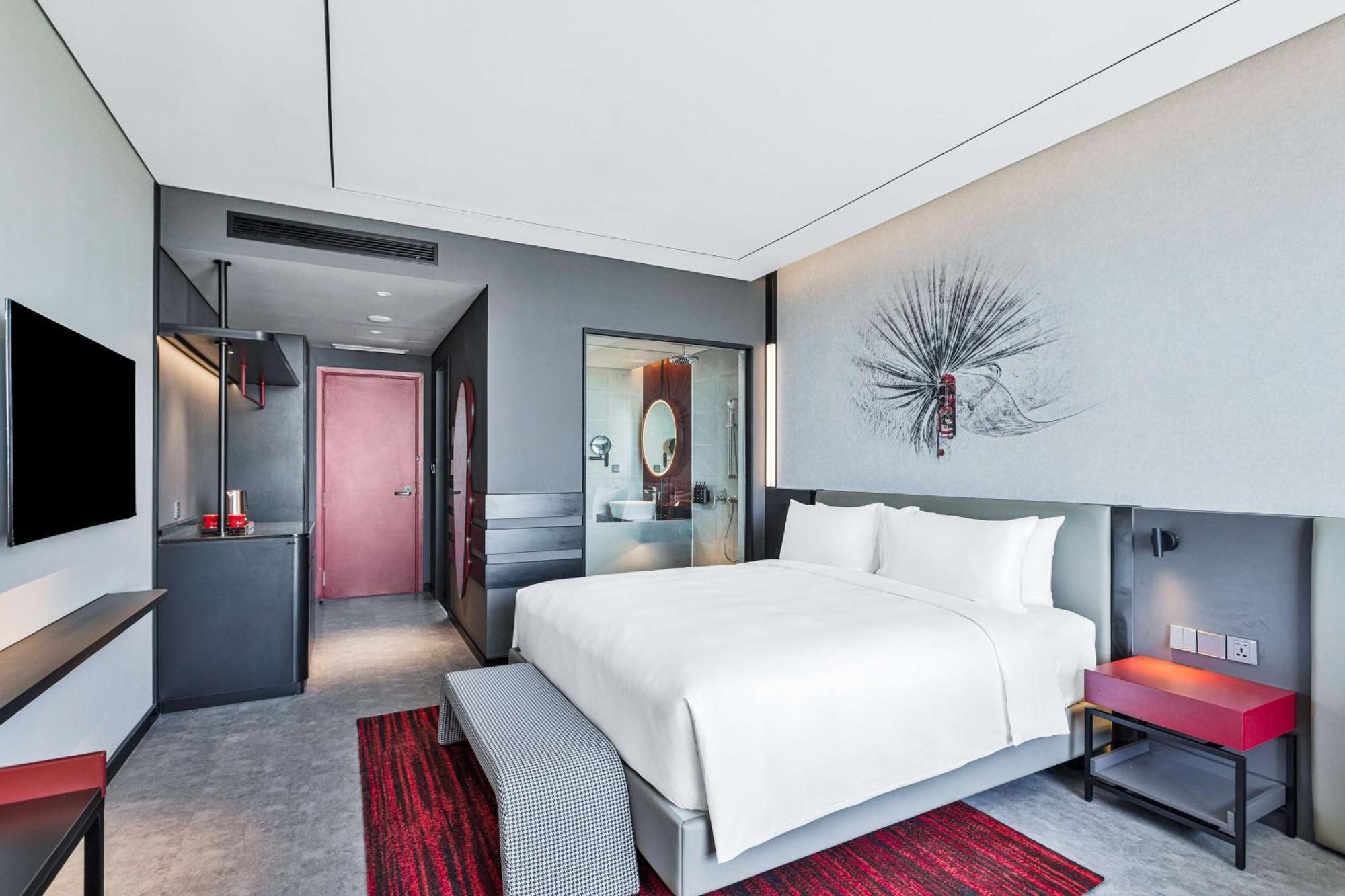 Отель Radisson Red Danang Экстерьер фото